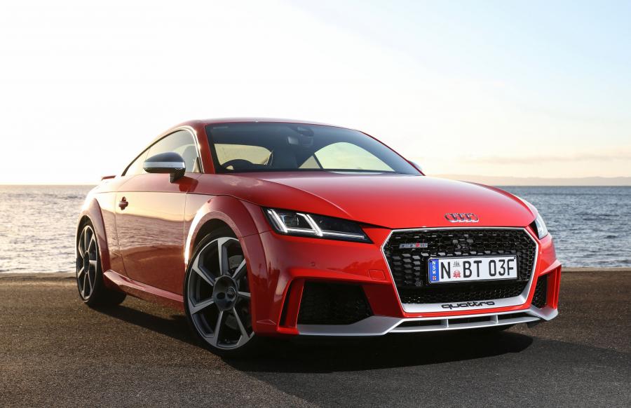  Audi TT RS Coupe (8S) 2017 года  (AU) (фото 2 из 40)